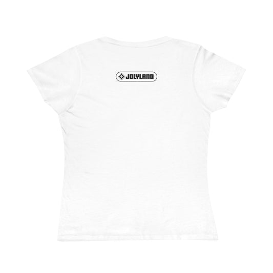 Inspirational Quote T-Shirt for Women - 'Amor Vincit Omnia' Classic Tee